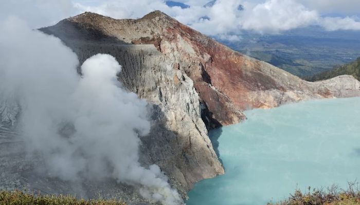 Rondreis Oost Java 2 Dagen – Ontdek Ijen met Nederlandse Gids